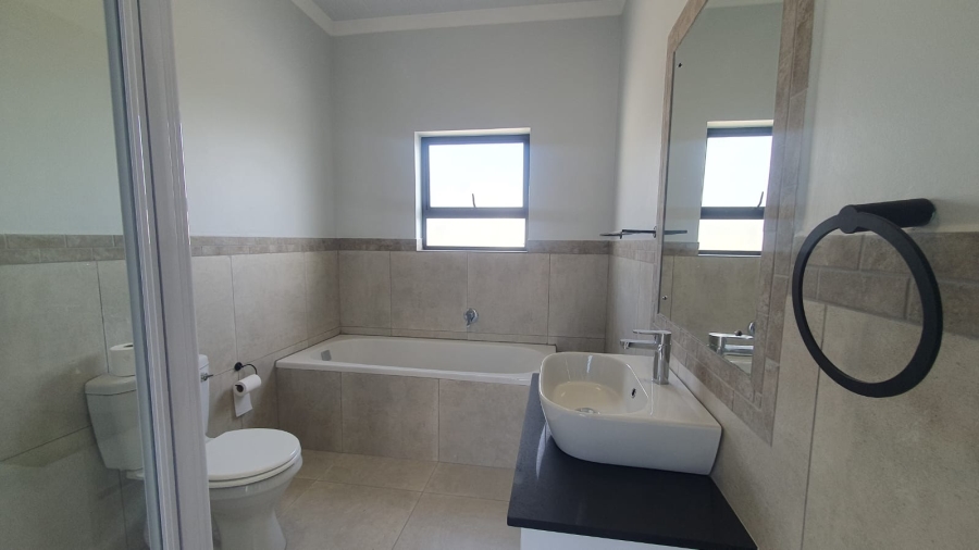 4 Bedroom Property for Sale in Da Gama Bay Western Cape